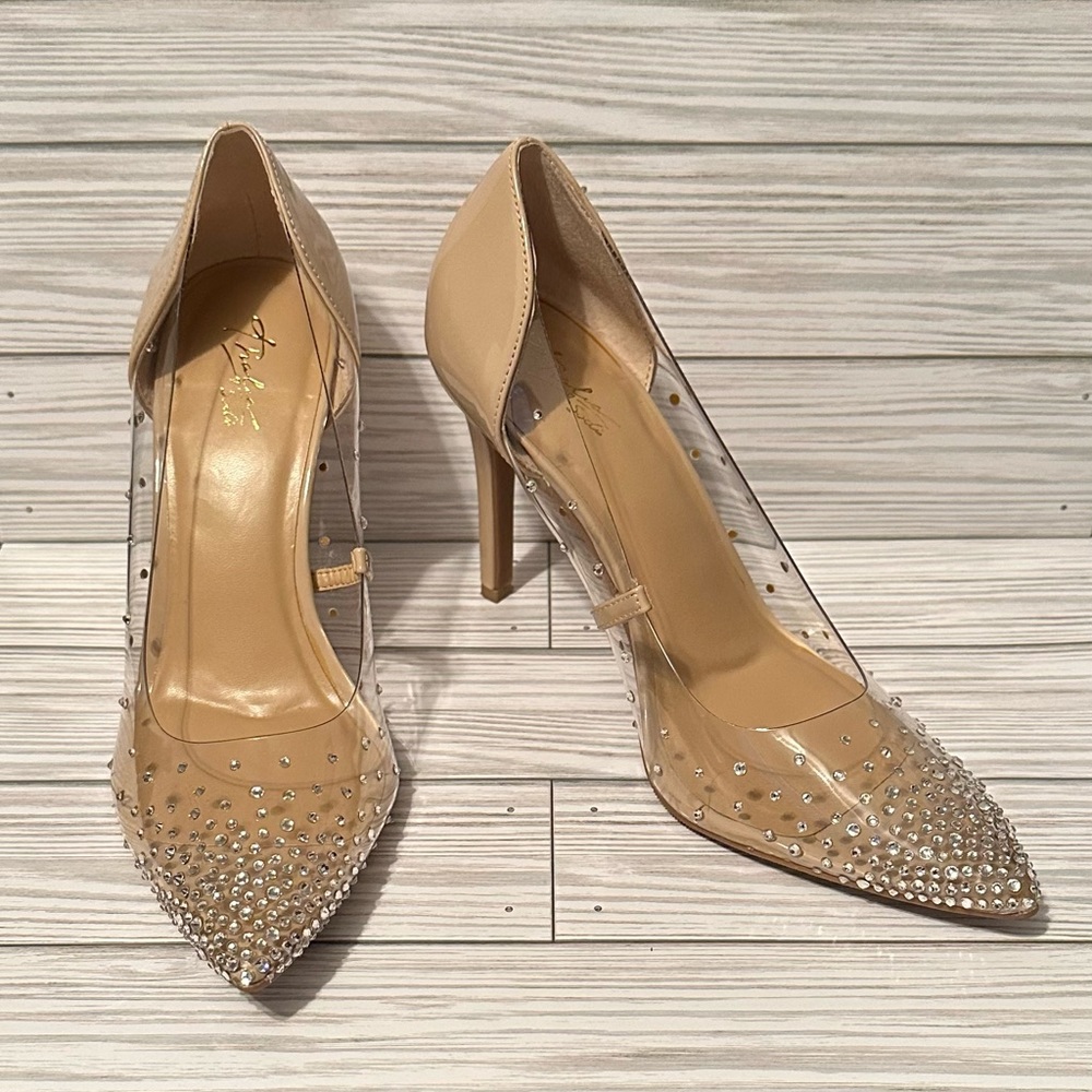 Thalia Sodi Womens Grazella Pointed Toe Classic Pump Translucent Clear Size 9M
